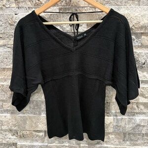 Vila Black Knit V-Neck Top size M check measurements